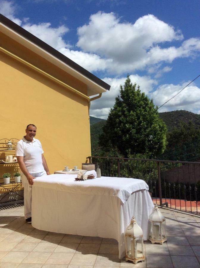 L'Acacia B&B Пиетра Лигуре Екстериор снимка